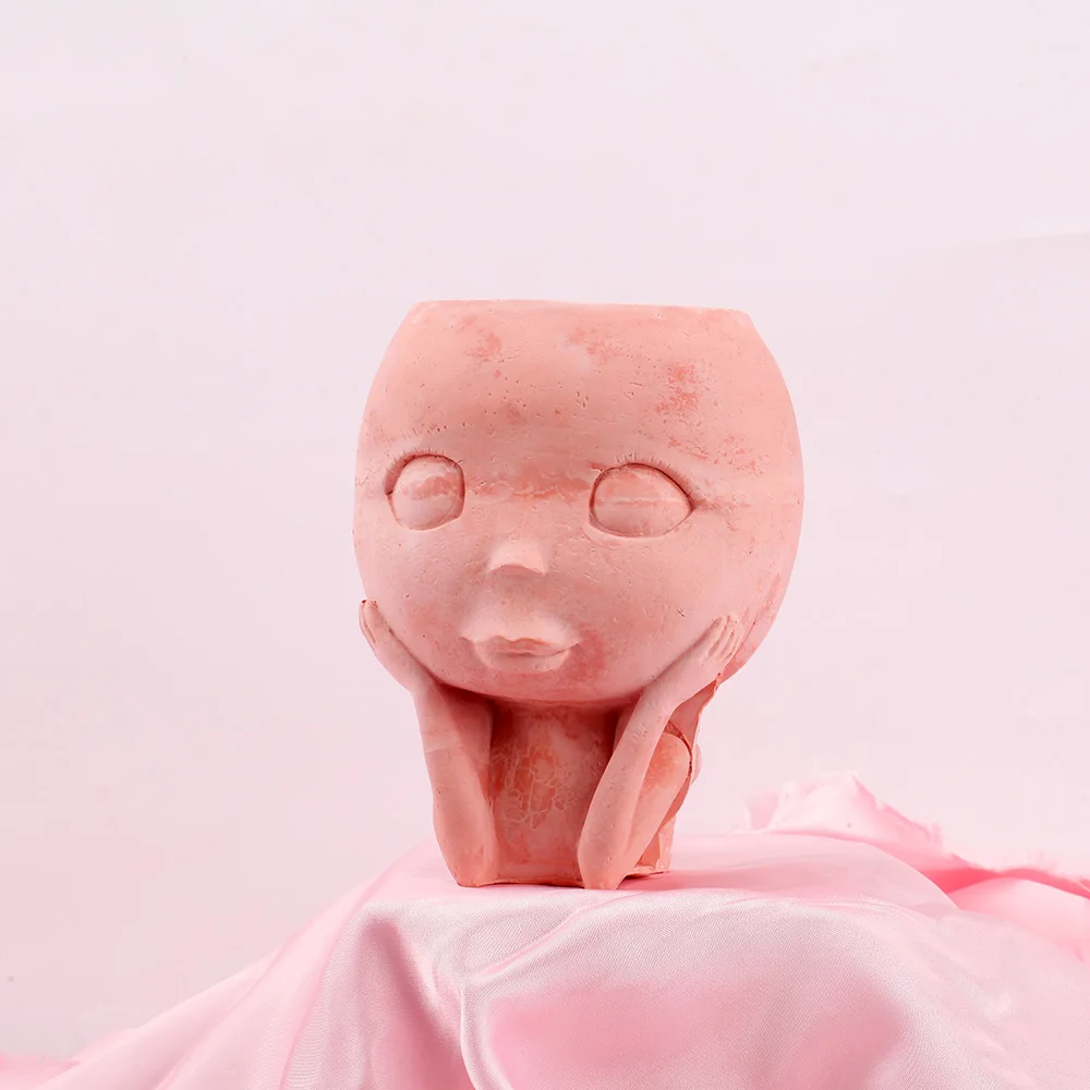 Силиконовая форма для растений и суккулентов в скандинавском саду Силиконовая форма для растений и суккулентов в скандинавском саду