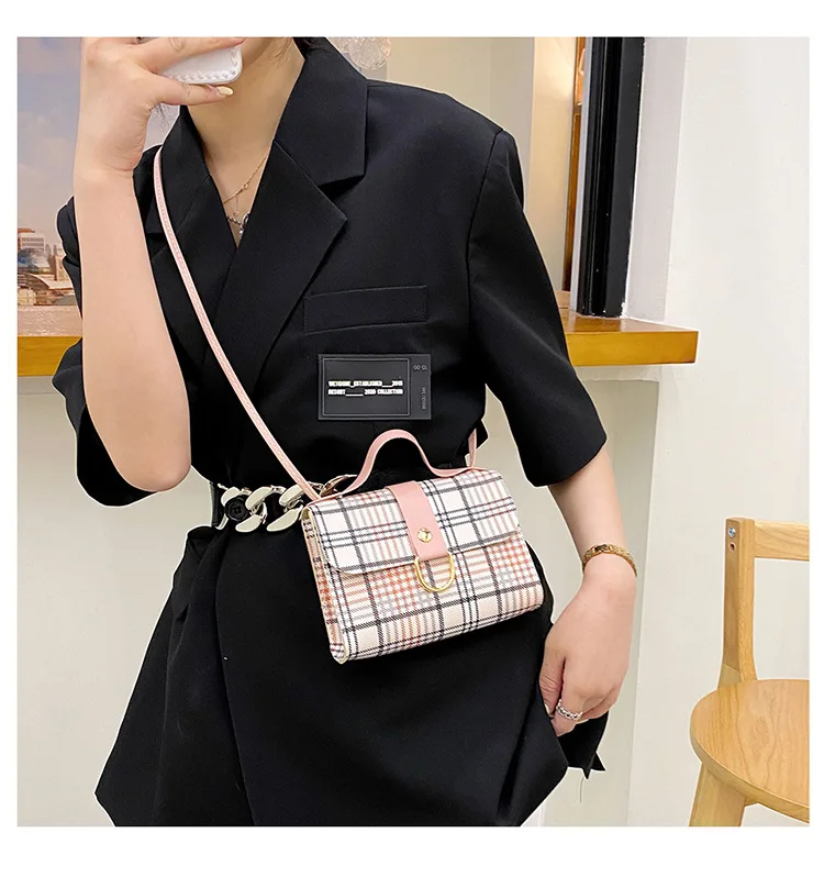 

The Latest Fashion In Summer 2021 Women's Handbag Versatile Messenger Bag