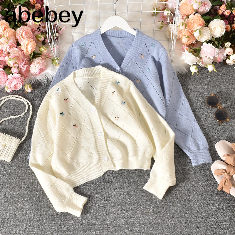

Floral Embroidery Women Sweater Coat Long Sleeve V-neck Hollow-out Knitwear 2022 New Korean Causal Short Cardigan 4D245