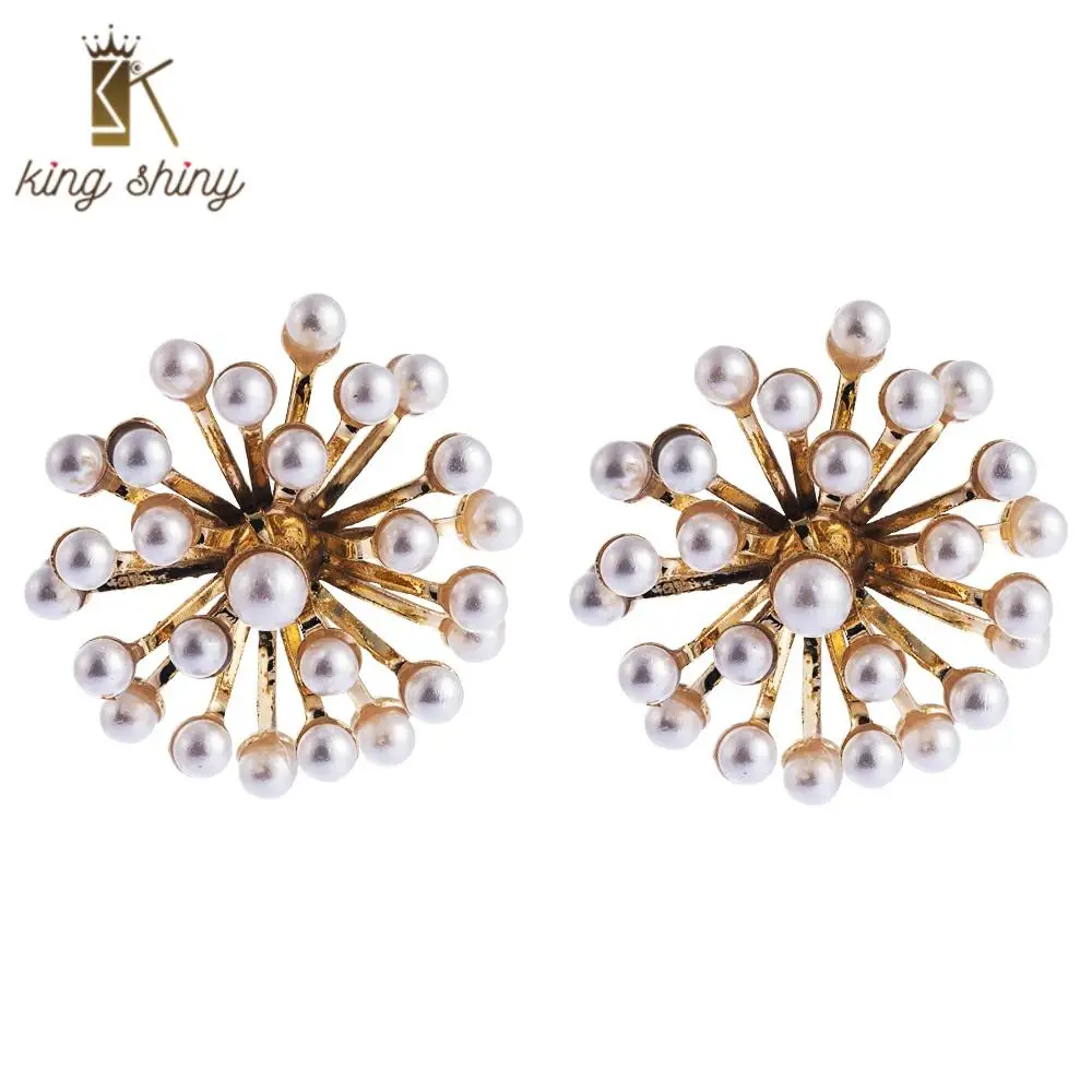 

Za New Trendy Elegant Simulated Pearl Stud Earrings for Woman Vintage Girls Fireworks Flower Wedding Party Statement Earrings