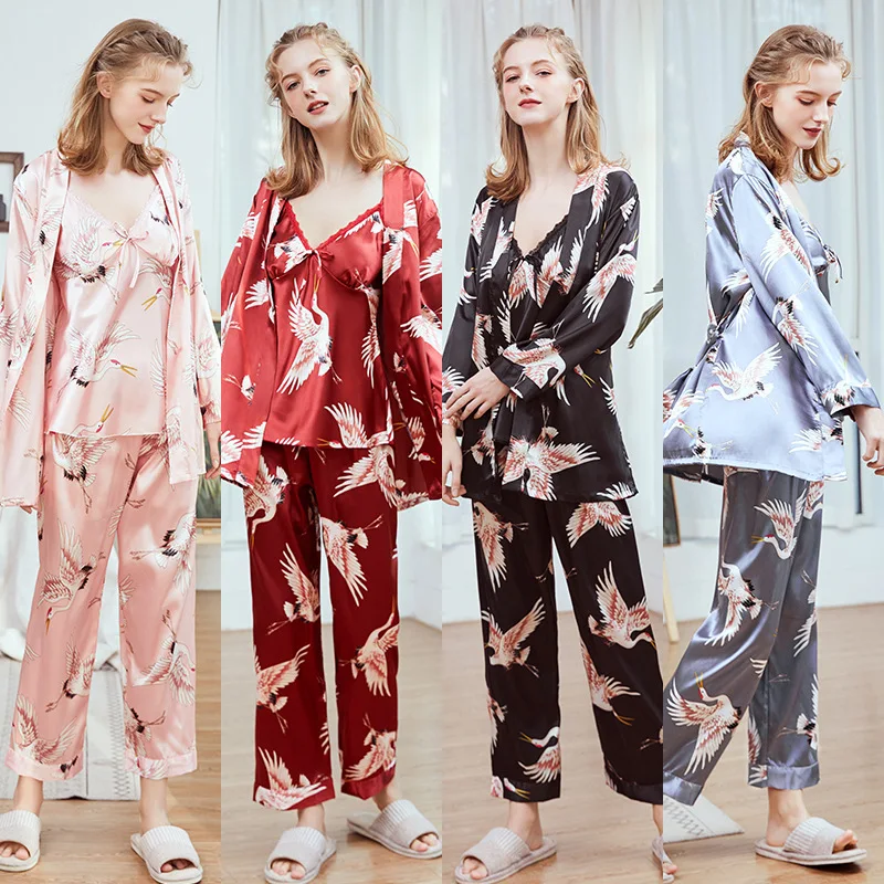 

Satin Silk Ladies Pajamas Women Spring Suspenders Trousers Robe Home Service 3Pcs Suit Mujer Sleepwear Nightwear Bridal Pajamas