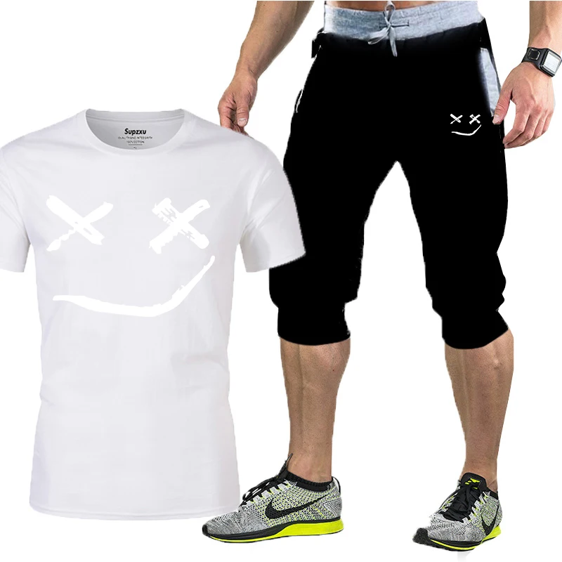 

Men's summer new suit multi-color printing short-sleeved t-shirt + shorts fashion men's casual sportswear suit