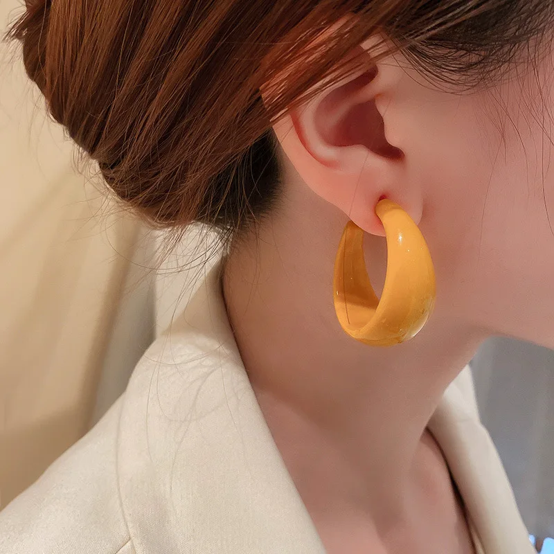 

Acrylic Earrings Korean Fashion Simple Personality Trendy Earrings C-shaped Temperament Earring Earrings Women Jewelry 2021