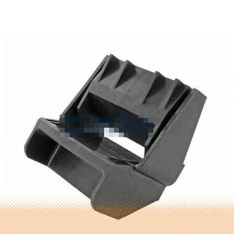 

CAR water tank bracket bm wE53 X5 3.0d M57 X5 3.0i X5 4.4i M62 X5 4.6is X5 4.8is Water tank bracket Water tank fixing buckle cli