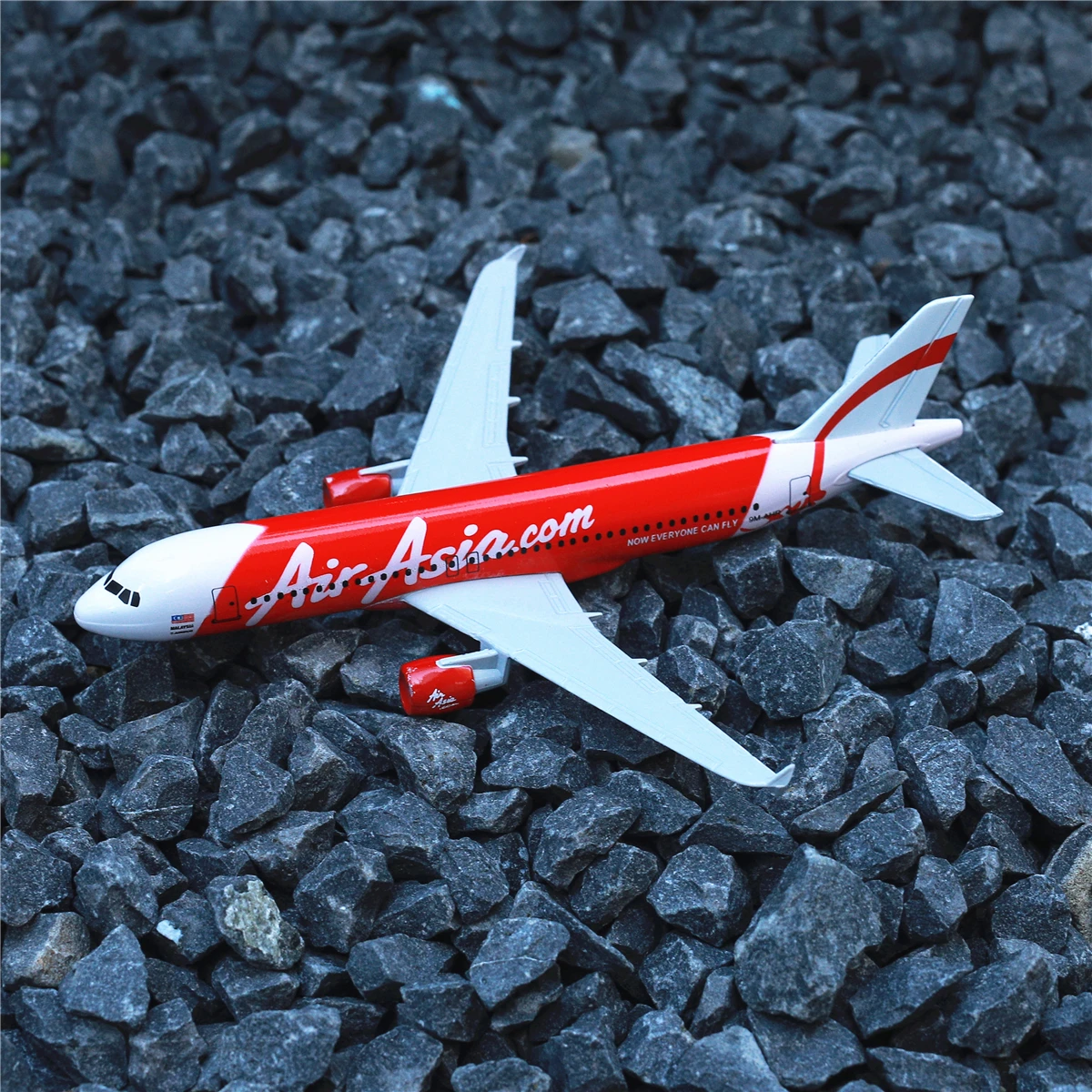 

Air Asia A320 Airplane Diecast Aircraft Model 6" Metal Aeroplane Home Office Decor Mini Moto Toys for Children