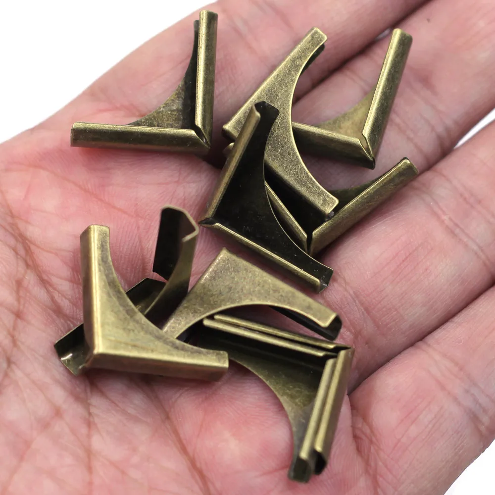 

20PCS Bronze Tone Smooth Metal Corner Protector For Books Photo Scrapbooking Albums Menus Folders DIY Ornament Hardware 28x20mm