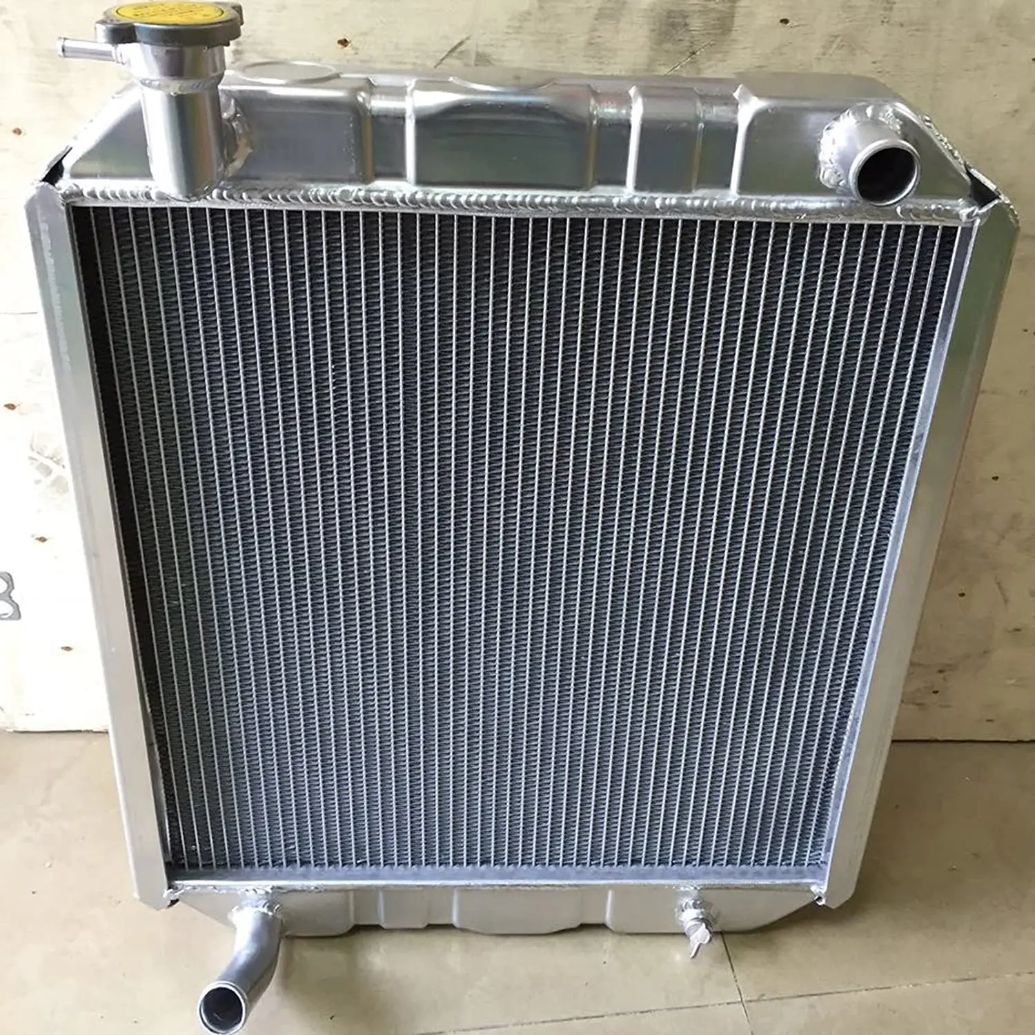 

Holdwell Hydraulic Oil Cooler for Komatsu PC60-5 PC60-6 Excavator