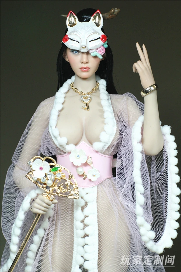 

1:6 Women's clothing accessories Sakura falling snow Japanese style kimono 12 inches women's dolls available