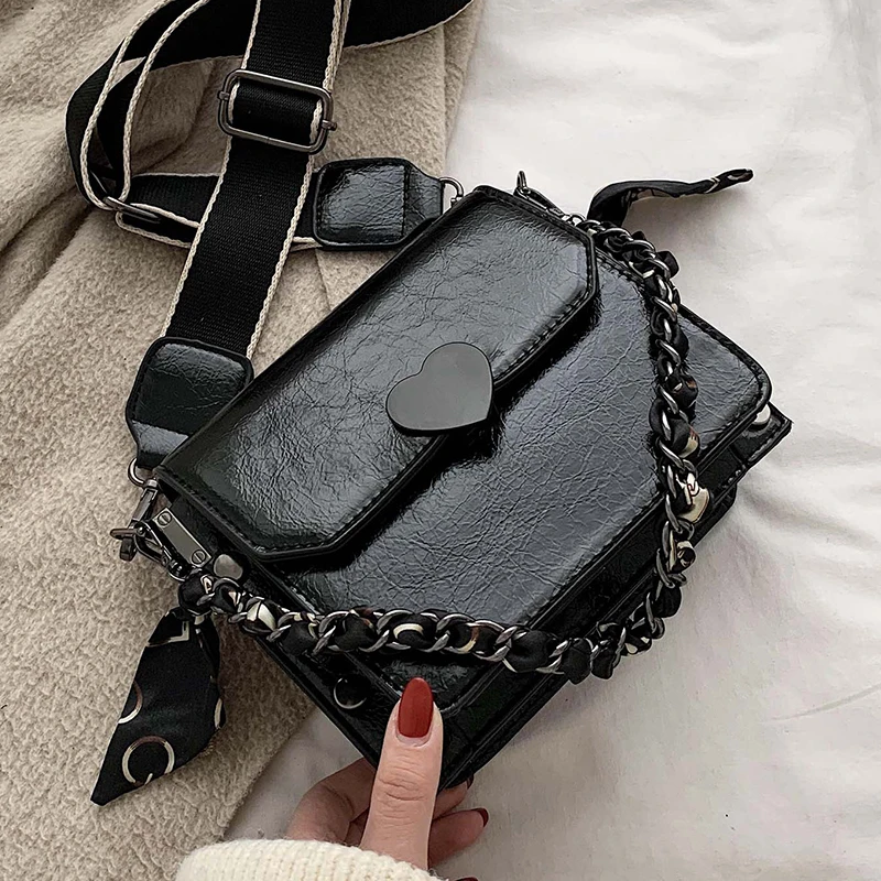 

Qiu dong senior feeling foreign style texture bag female 2020 new fashion Korean version all-in-one shoulder slung fashion