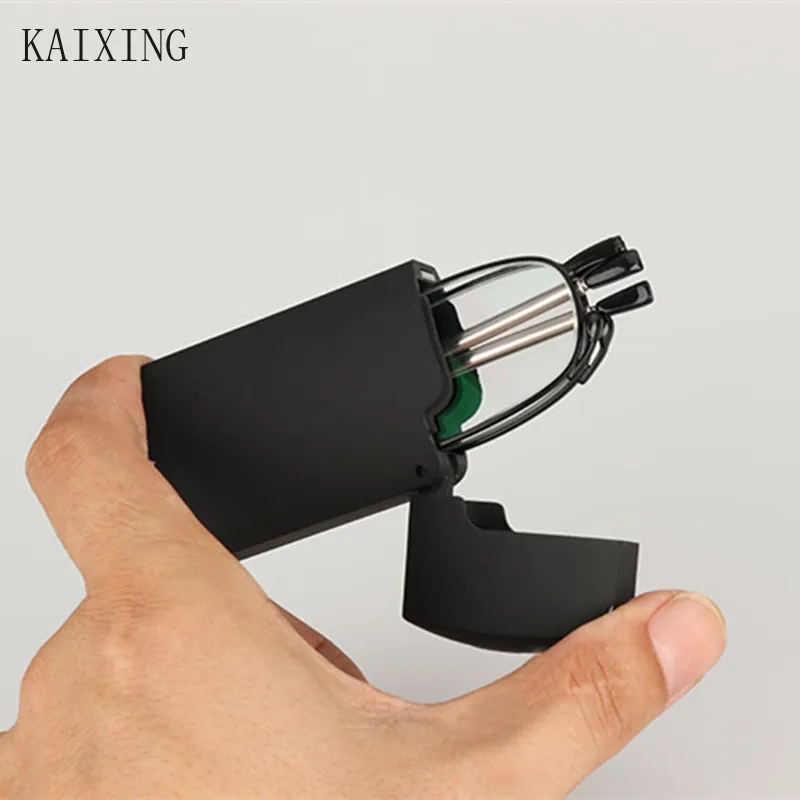 

KAIXING Photochromic Eyeglasses Pocket Folding Type Outdoor Photochromic Nearsight Myopia Glasses for Optical Glasses Frame