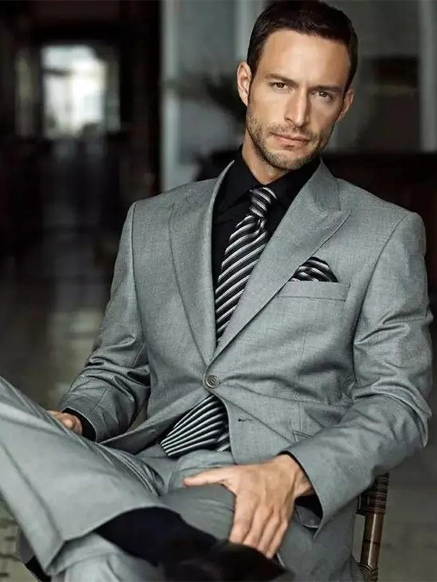

Handsome Two Buttons Groomsmen Peak Lapel Groom Tuxedos Men Suits Wedding/Prom/Dinner Best Blazer(Jacket+Pants+Tie) 079