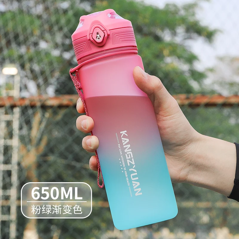 

Kitchen,Dining & Bar