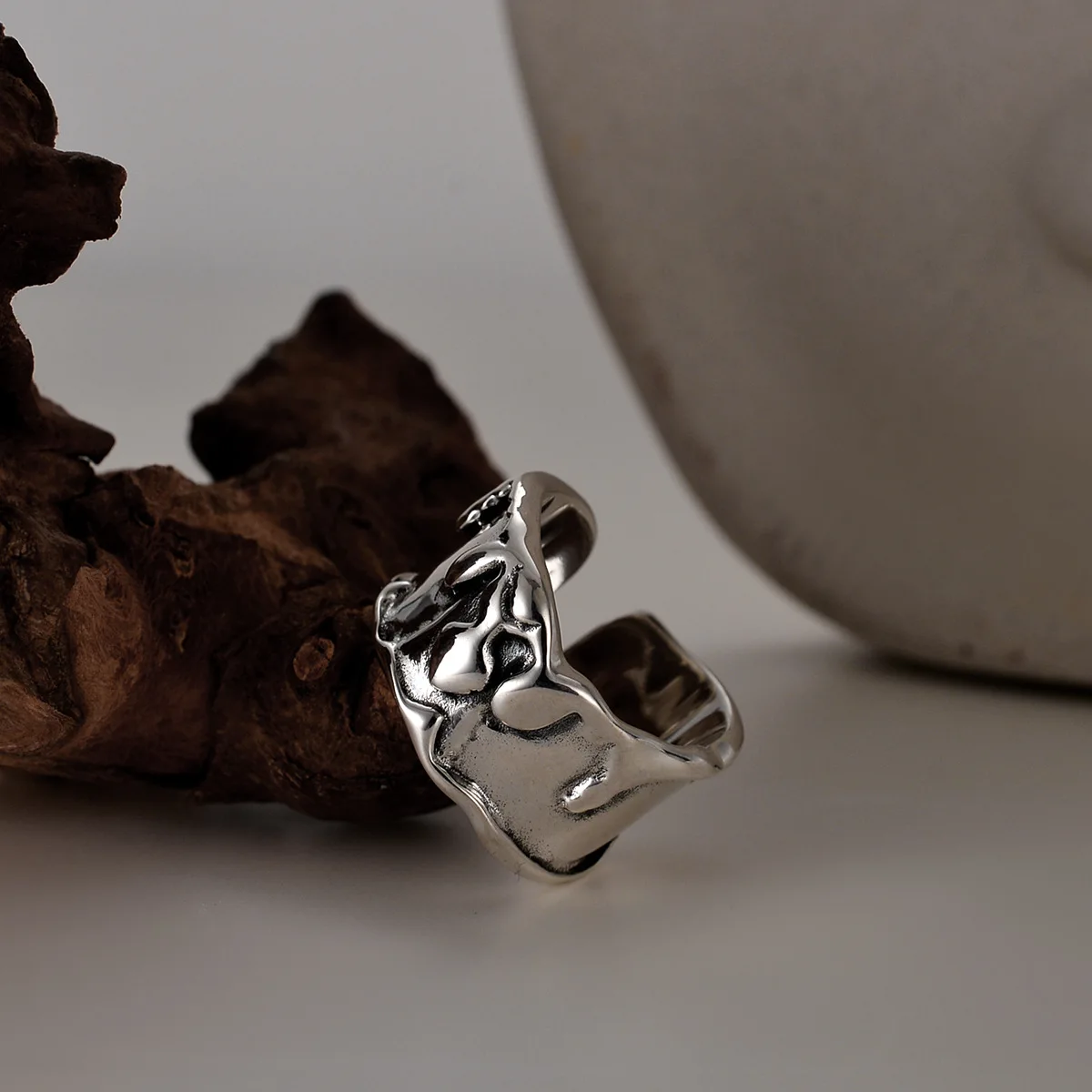 

Minority design Vintage S925 pure silver lava ring women's Thai silver open index finger ring