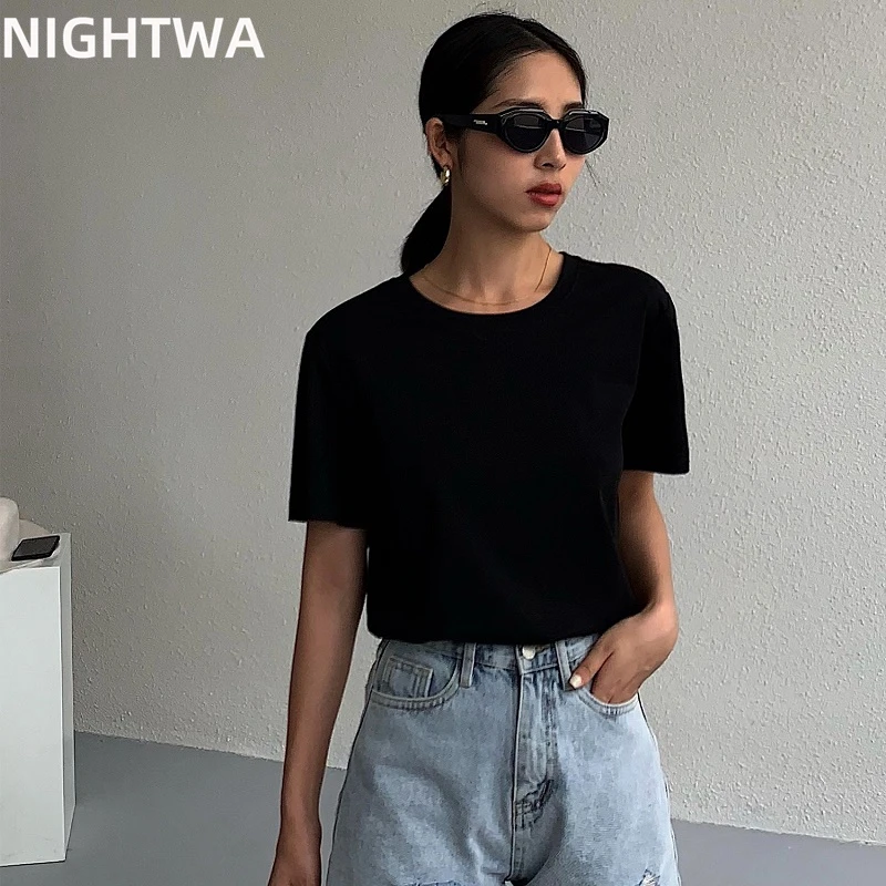 

NIGHTWA 2021 Women T-Shirt Lady Solid Color Tees Simple and versatile basic models Short Sleeve T Shirts Female Summer Tops Hot