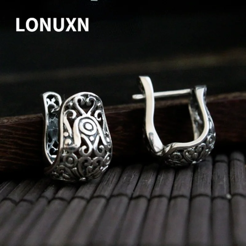 

High Quality Retro Earrings Jewelry Vintage Earrings Stud for Women Retro Square Ear Studs Accessories Flowers Hollow Pattern