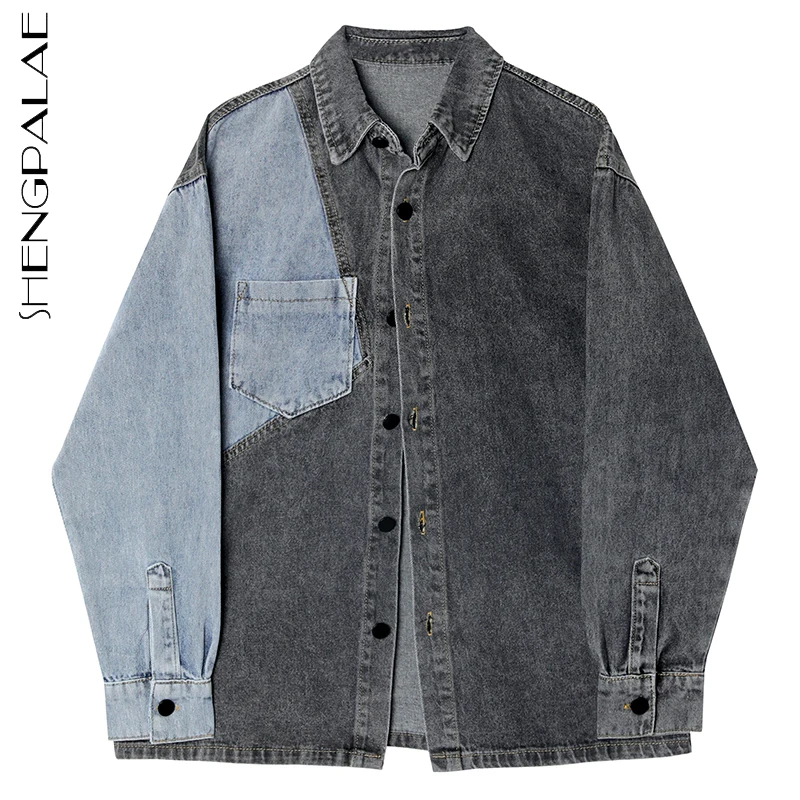 

Coats & Jackets