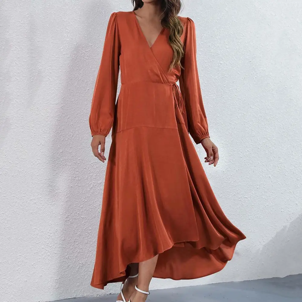 

Повседневное весеннее платье на бретельках с рукавами-фонариками и асимметричным подолом для выхода