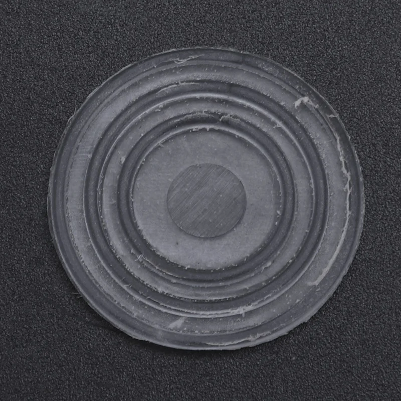 HOT Round Transparent Plastic Non-Slip Glass Table Dash Mat Pad 24x3mm 30 pcs | Дом и сад