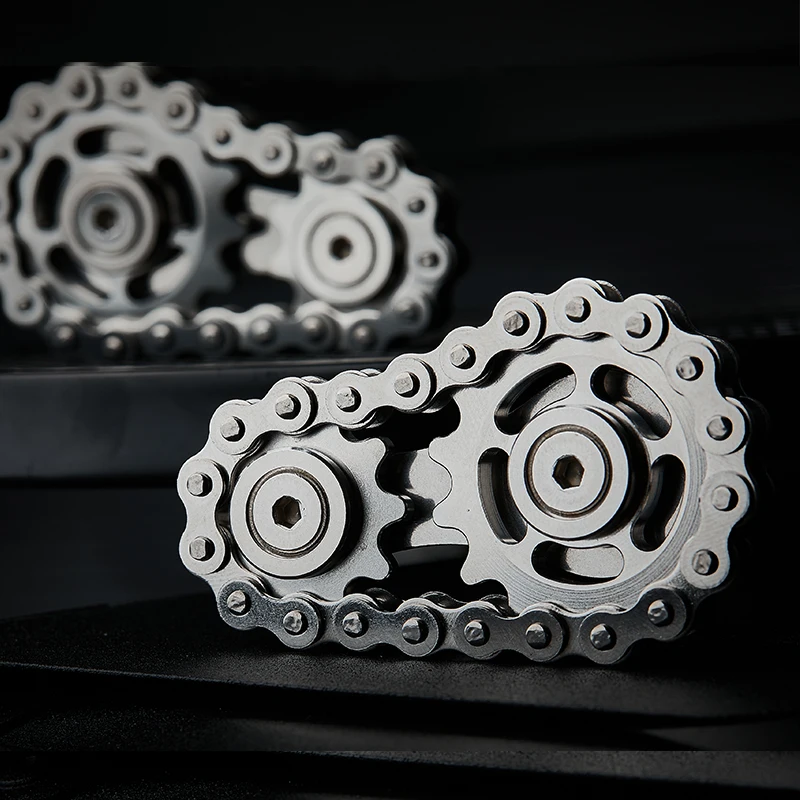 

Outdoor Sprocket Flywheel Fingertip Gyro EDC Metal Decompression Toy