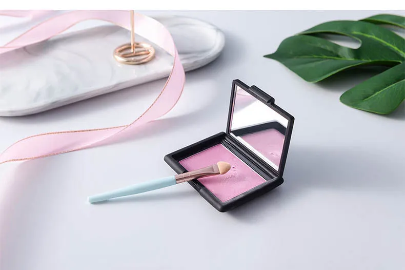 

5pcs Makeup Brush Set Eyeshadow Blush Pen Cosmetic Brush For Beginner Blush Brush Eye Shadow Brush Lip Brush Beauty Makeup Tools