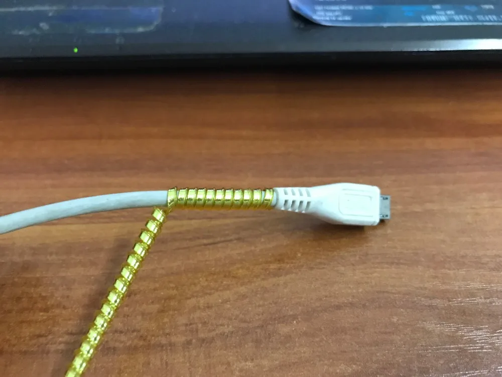 Новинка 1 4 М ТПУ спиральное покрытие шнур протектор кабеля для iphone 5 5s 6 6s 7 8