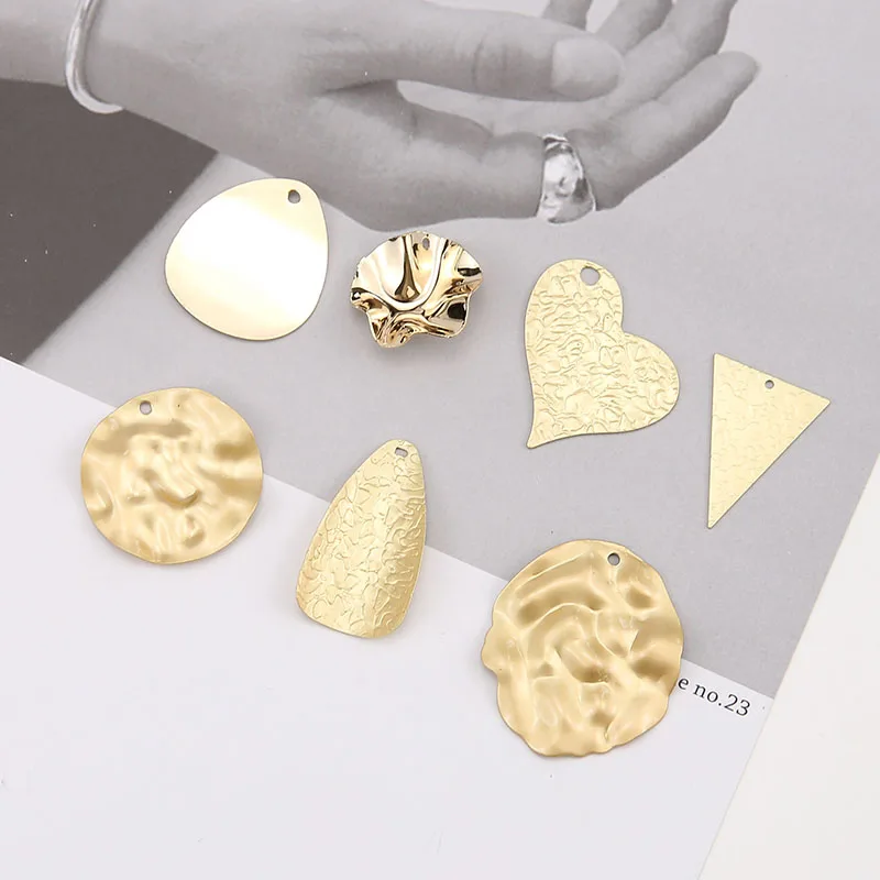 10 шт. сплав золото Нерегулярные геометрические формы плиссированные серьги для