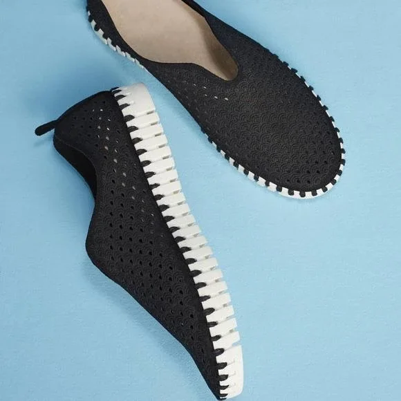 

Comfortable wear-resistant women's breathable red flat shoes 2021 new non-slip all-match women's shoes