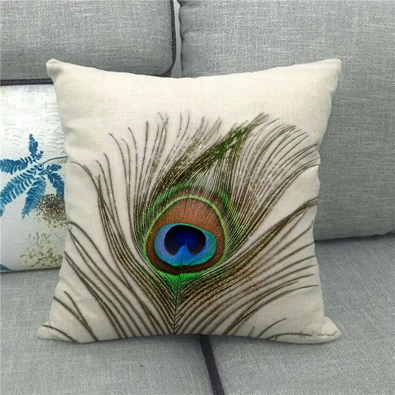 Разноцветный декоративный чехол-наволочка с изображением павлиньих перьев 18x18