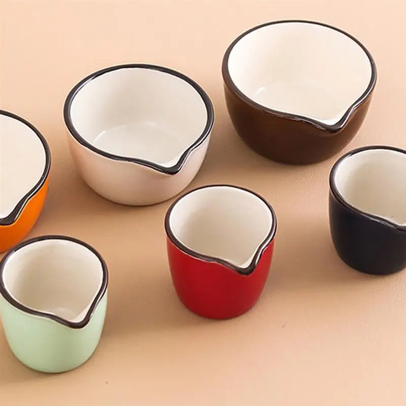 2pcs Mini Milk Cup Ceramic Jug Coffee Spout Mug Wine Drinkware (40ml) |