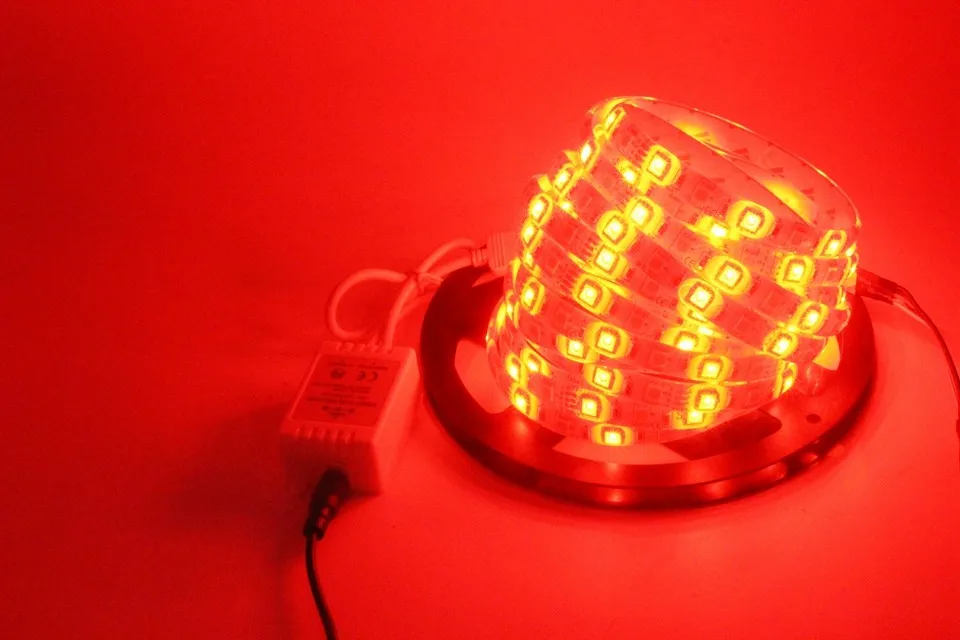 Светодиодные ленты светильник 5050 RGBW/RGBWW DC12V 60 Светодиодный/m IP20 IP65 RGB теплый белый гибкий светодиодный светильник 5 м/лот лучше, чем Smd3528 5630 5730