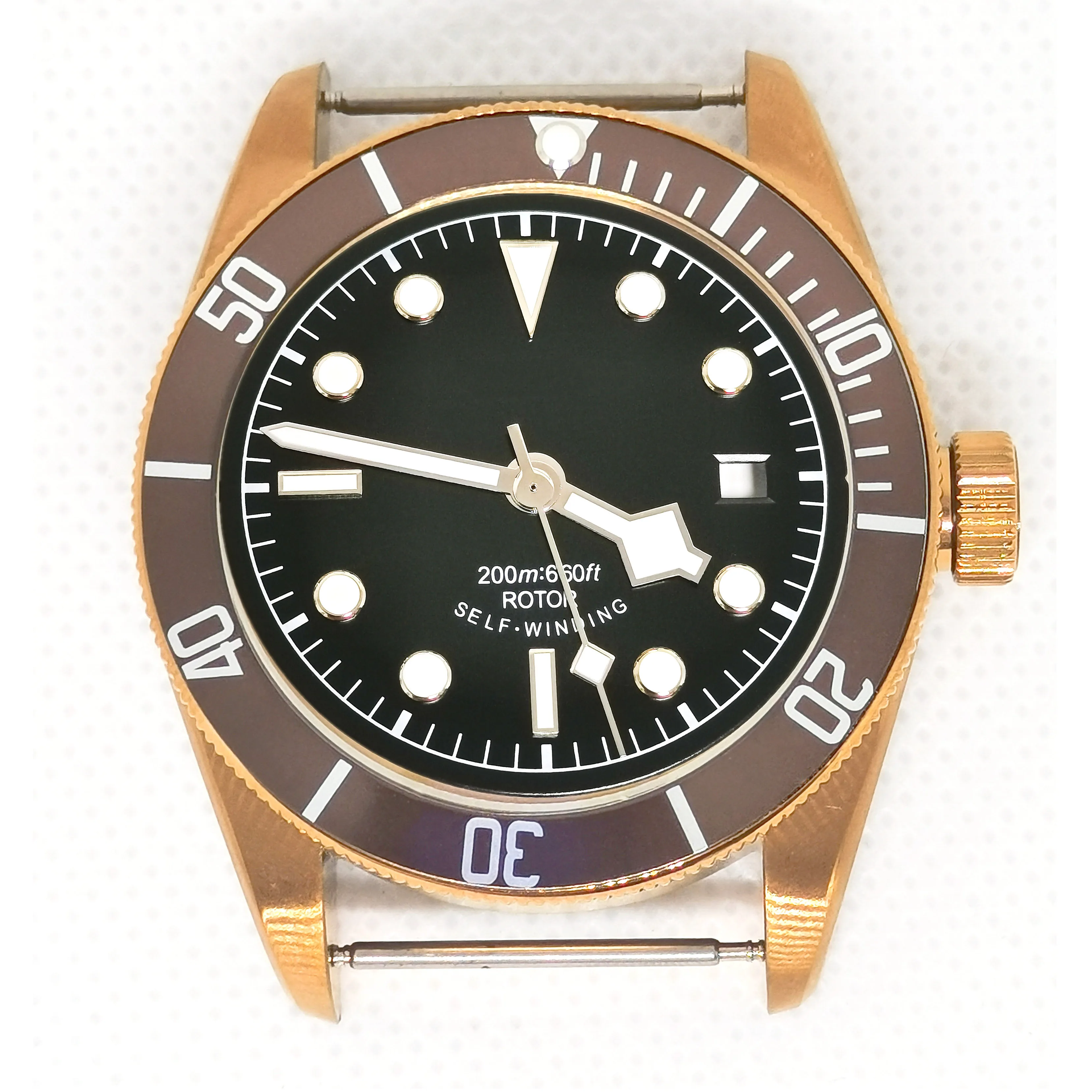 

41mm Case 316 Stainless Steel Sapphire Glass Luminous Dial Hands Fit ETA 2836 2824 Miyota8215 8200 NH35 Automatic Movement