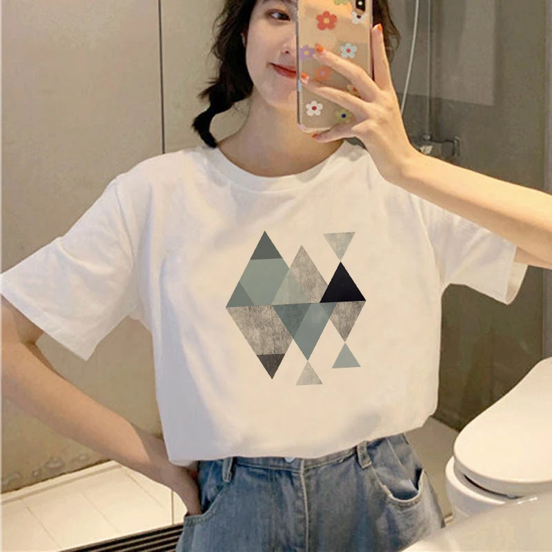 

Women White Triangle Graphic Fashion Cute Printed Shirt Summer Tshirt O-Neck Clothes Lady Tshirt Casual Street Wear Women Top