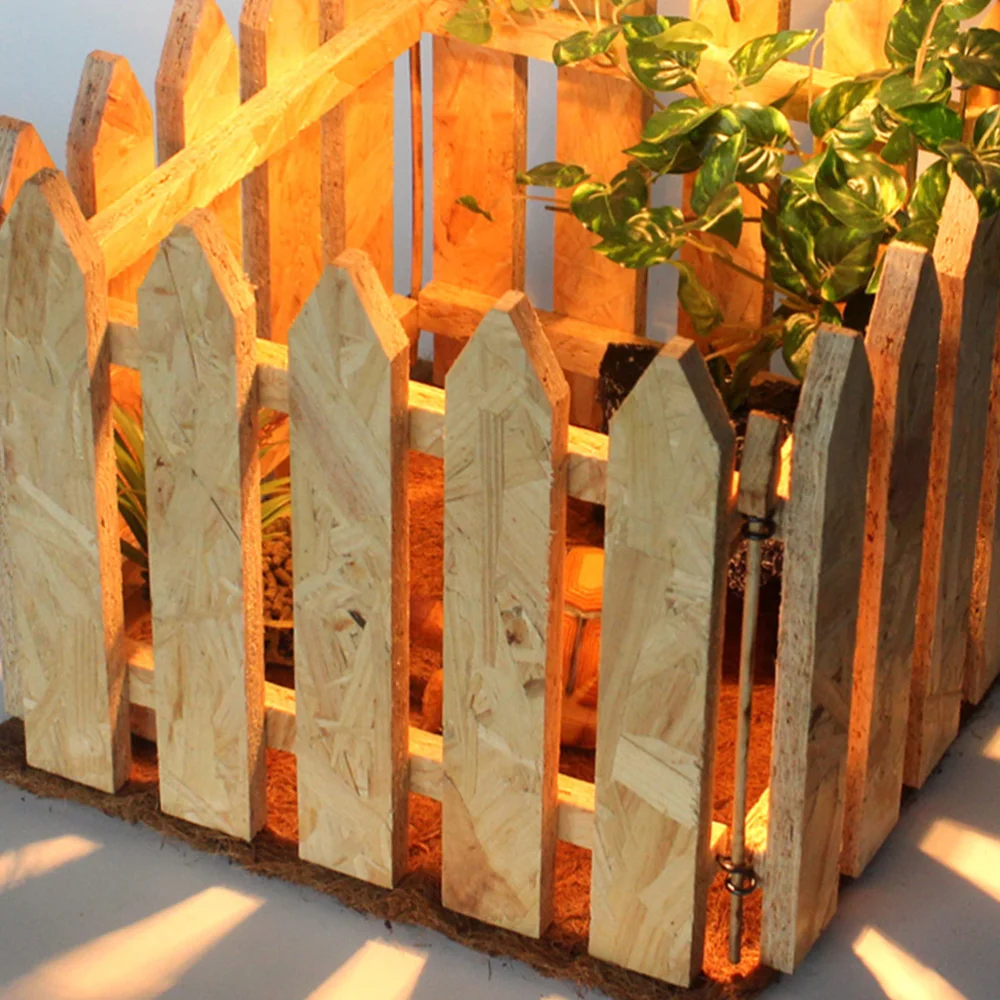 

1pc Wooden Fence Reptile Raising Fence Pet Sheltering Fence (Wood Color)