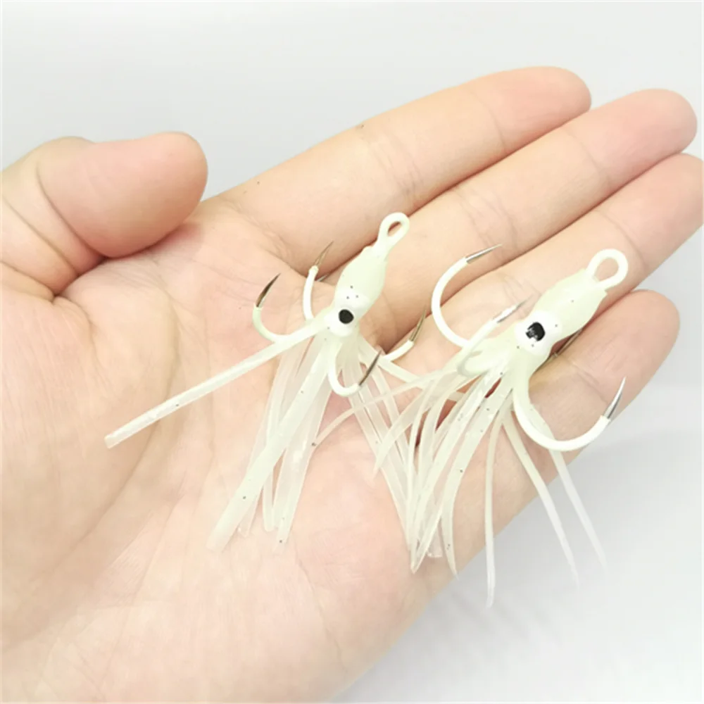 

1PCS Fishing Lures55mm Artificial Bait Minnow Soft Bait Wobbler Jig Bait Swim Luminous Squid four hook Crankbait Fishing tackle