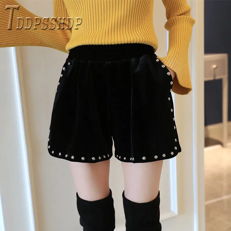 

2019 Velvet Wide Leg Women Shorts Plus Size Black And Khaki Color Female Shorts