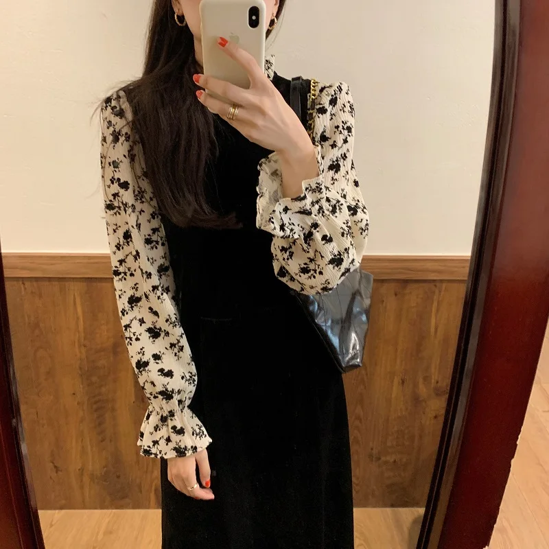 

French vintage elegant stand-up collar flocking floral stitching trumpet sleeve fake two velvet dresses