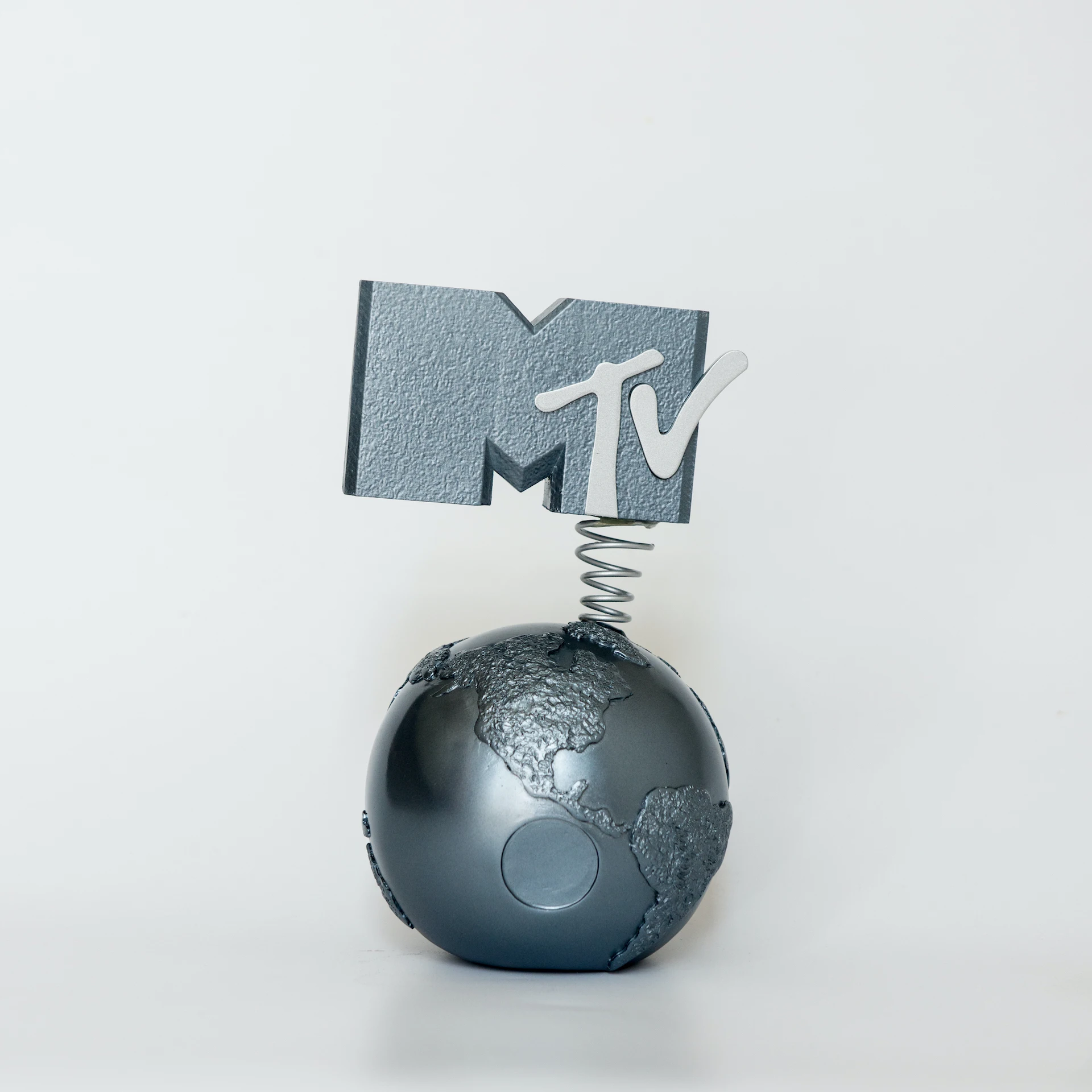 2016 MTV приз EMA европейские музыкальные награды металлические EMA|award trophy|trophy awardtrophy trophies |