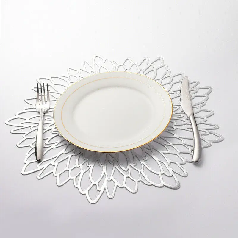 

2020 New Hot PVC Hollow Insulation Coaster Pads Table Bowl Mats Home Christmas Decor Heat Resistant Placemat For Dining Table