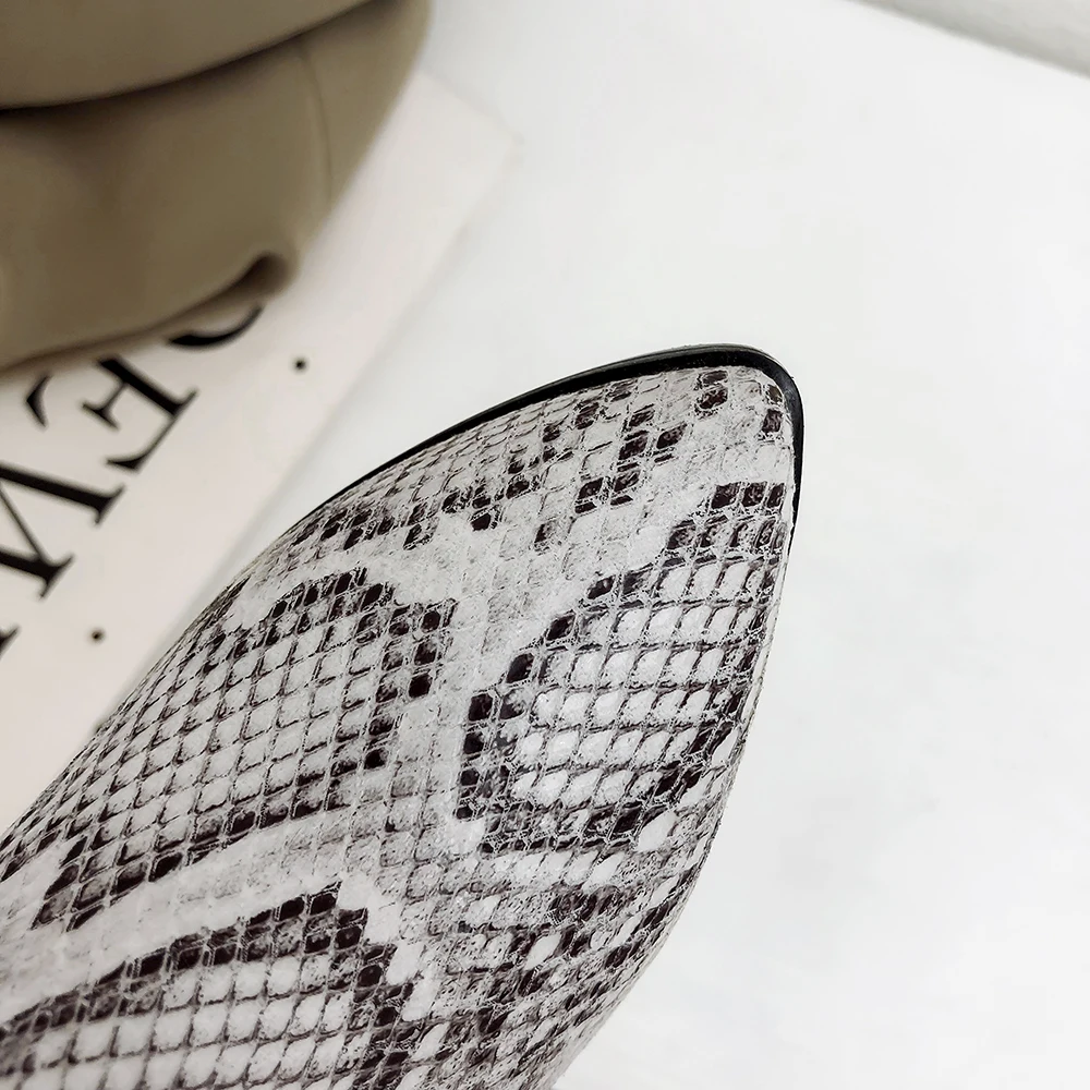 Женские повседневные сапоги до середины икры зимние на высоком каблуке большой