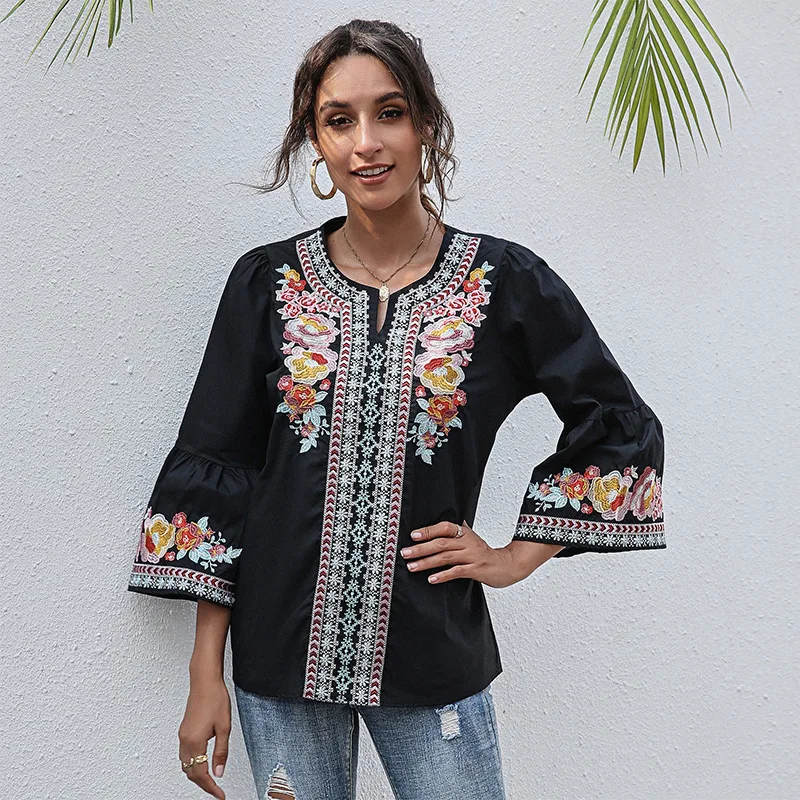 

2021 Women's Fashion V-neck Women's Flower Embroidery Ruffle Quarter Sleeve T-Shirt 1663 Graphic T Shirts