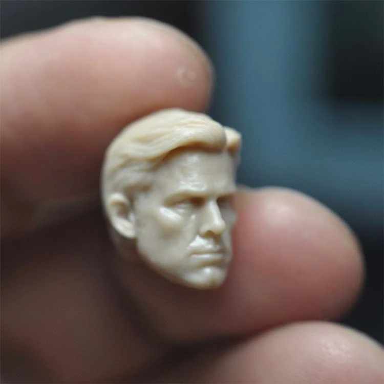 

1/18 Scale Ben Affleck Unpainted Head Model for Toys Gifts Collections DIY