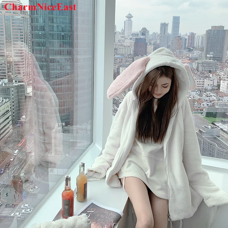 Осенне-зимняя женская толстовка с капюшоном и ушками кролика | Женская одежда