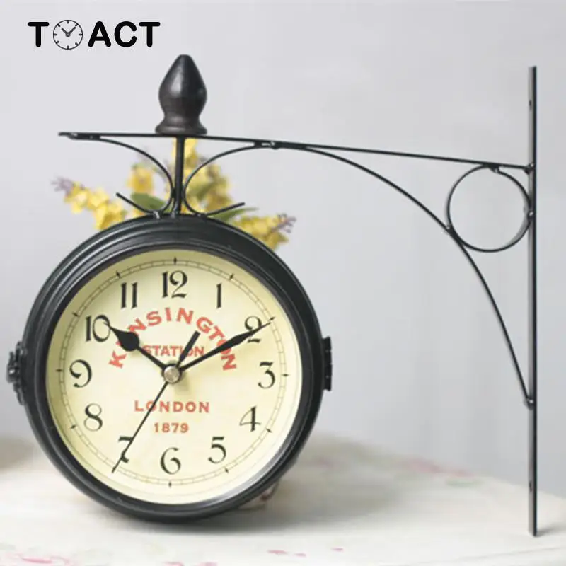 Винтажные декоративные двухсторонние металлические настенные часы старинный