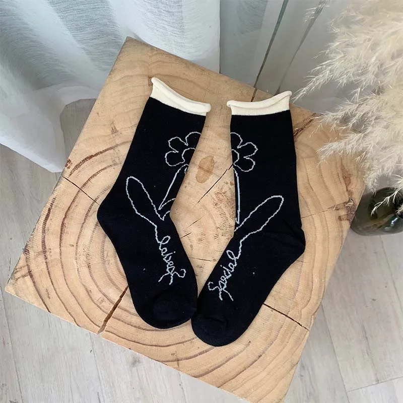 

Autumn Winter New Product Cotton Simple Edge Flower Patterned Heap Heap Socks Japanese College Style Fashion Trend Women Socks