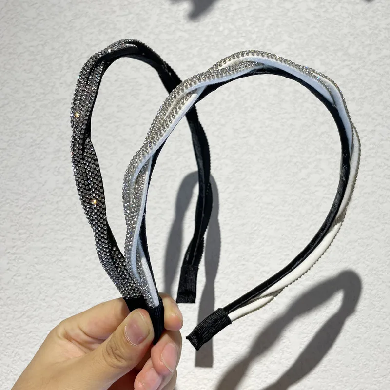 

Korean version of the small fragrance full of rhinestones braided twist braid headband fashion personality pressure headhoop