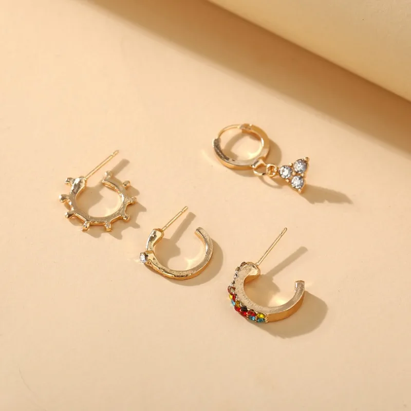 

Simple Creative Hoop Earrings Temperament Personality Ear Studs