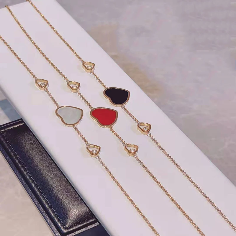 

Women's classic fashion heart-shaped red agate pendant necklace S925 sterling silver original high-quality exquisite gift
