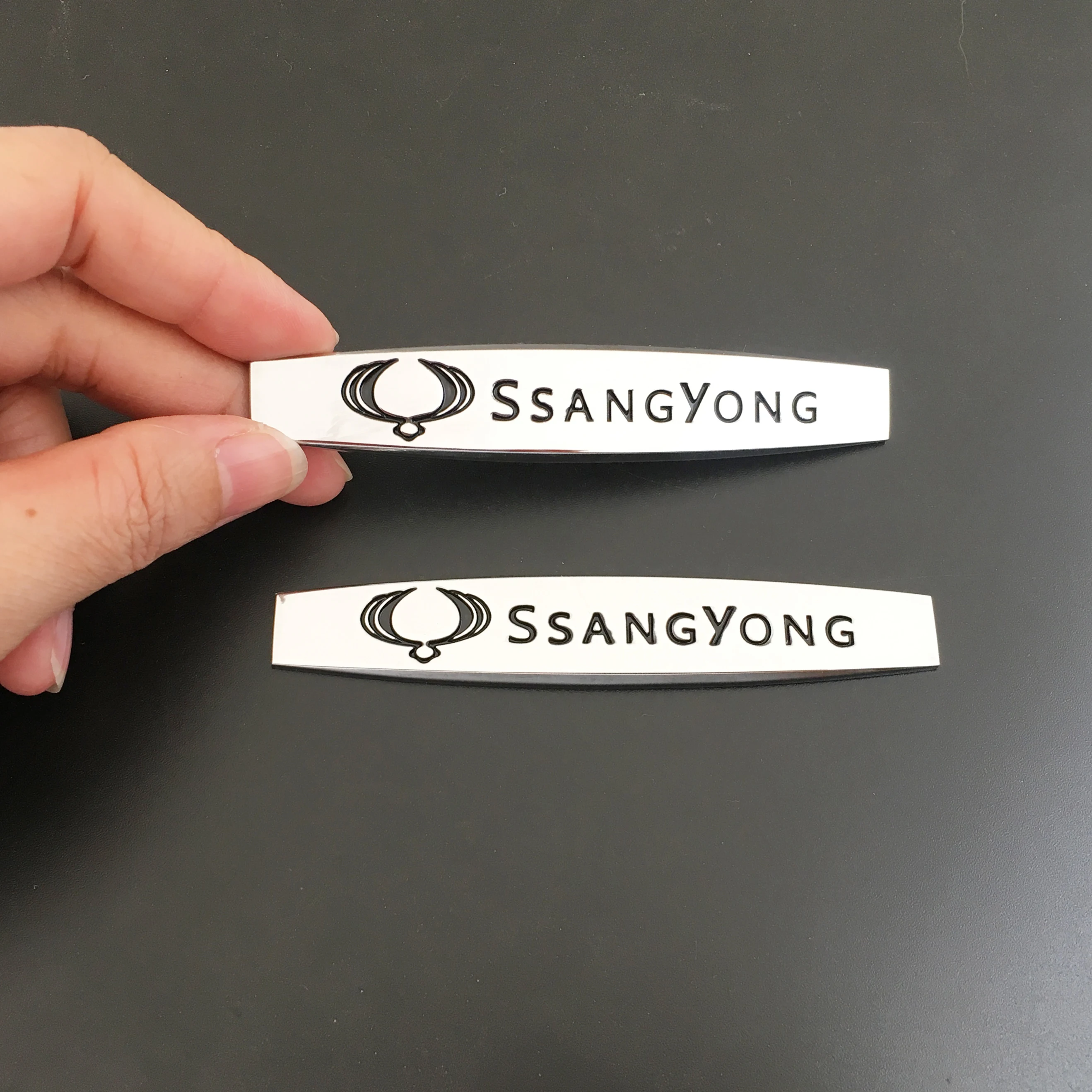 3D металлический автомобильный Стайлинг брызговик наклейка для Ssangyong Rexton G4 2 Tivolan