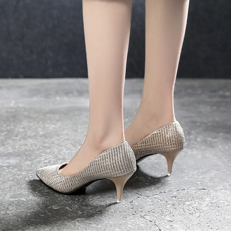 Свадебные туфли на шпильке с украшением в виде кристаллов красные женские