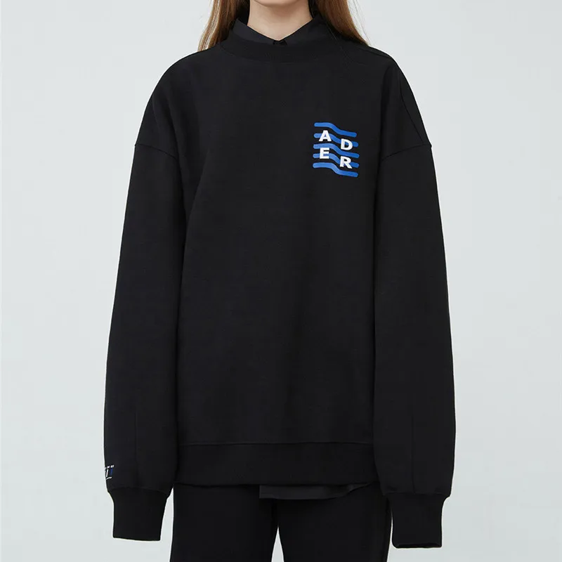 

Мужской пуловер с вышивкой на годовщину